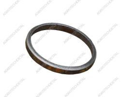 Ring 151.37.436